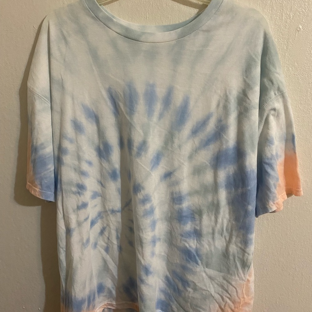 Tie-dye shirt